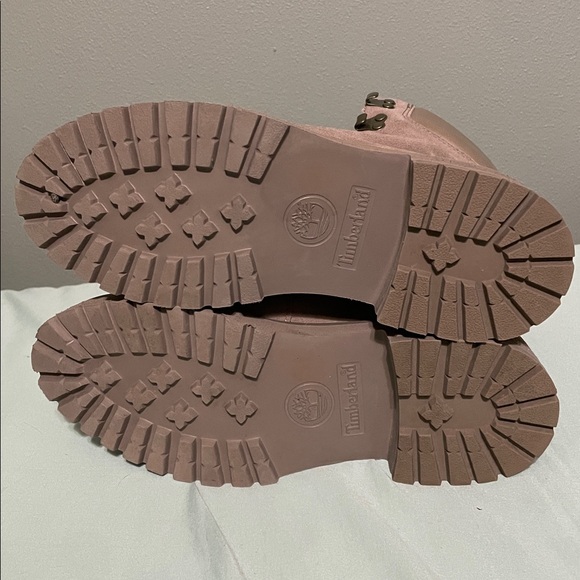 Timberland Shoes Women’s Carnaby Beige 8 Suede Hiking Boots Ankle Lace Up Combat - Picture 7 of 7